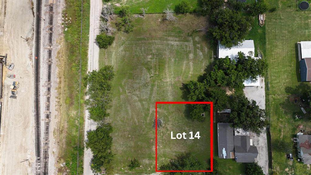 508 Live Oak Street - Photo 1