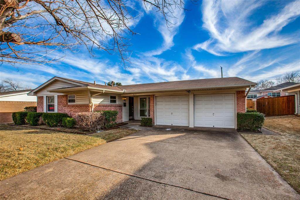 823 Wisteria Way - Photo 1