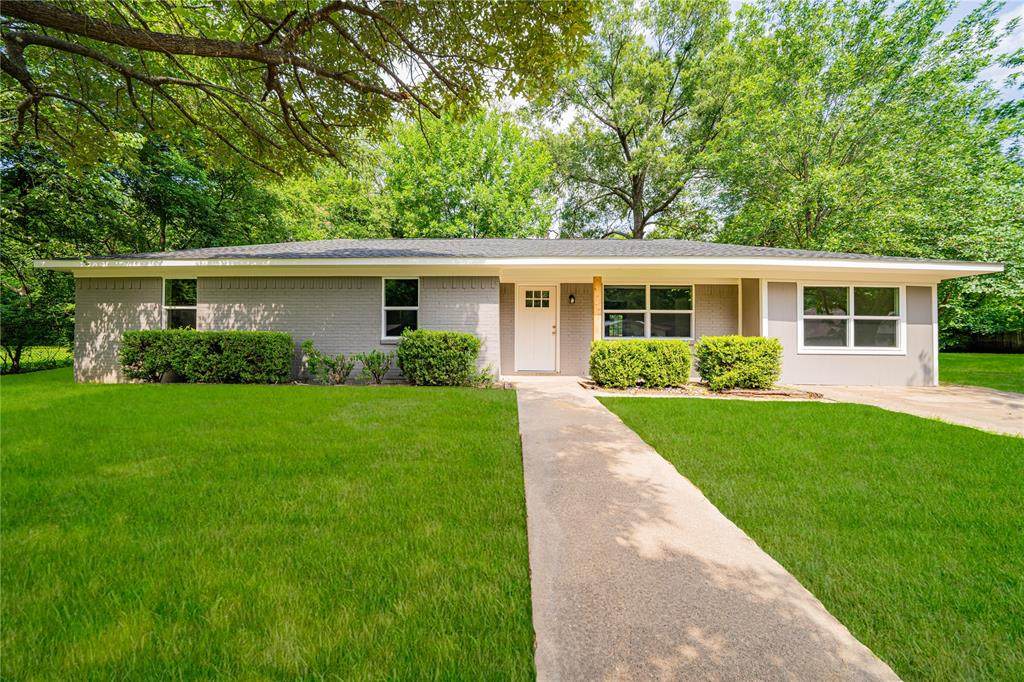 1109 Booker Avenue - Photo 1
