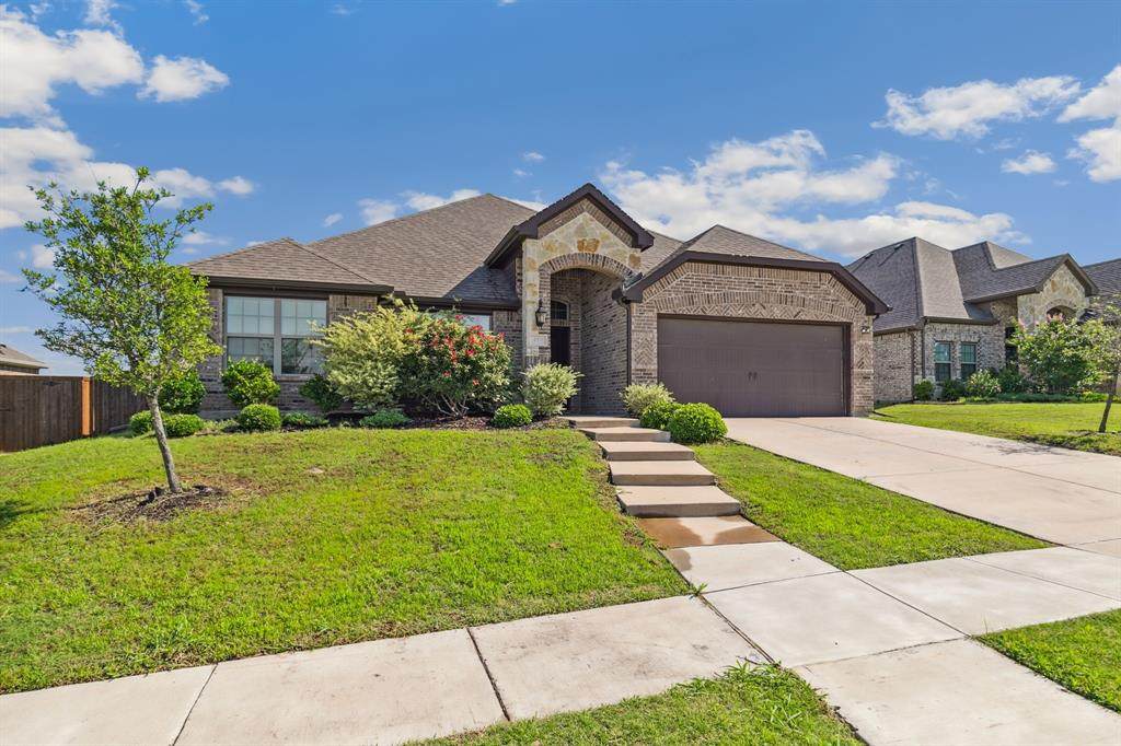 410 Oleander Drive - Photo 1