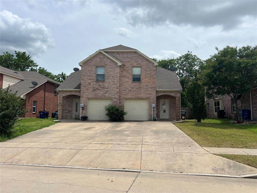 813 Parkplace Ridge - Photo 1