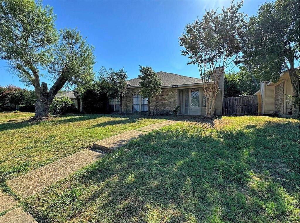 11902 Garden Terrace - Photo 1