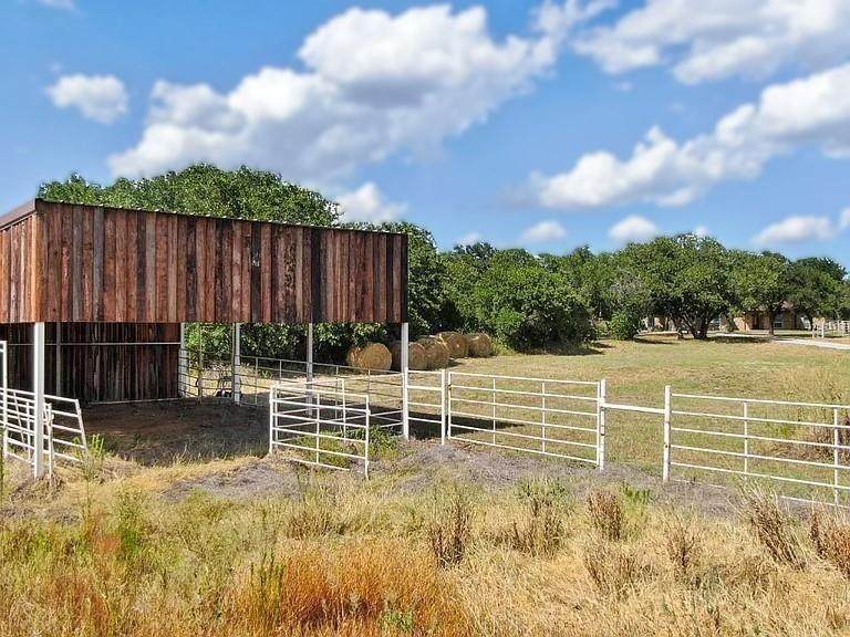 1139 Wilson - Photo 1