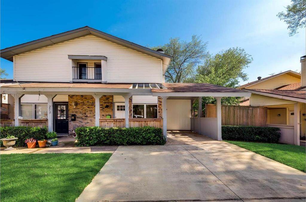 2640 Via Valencia - Photo 1