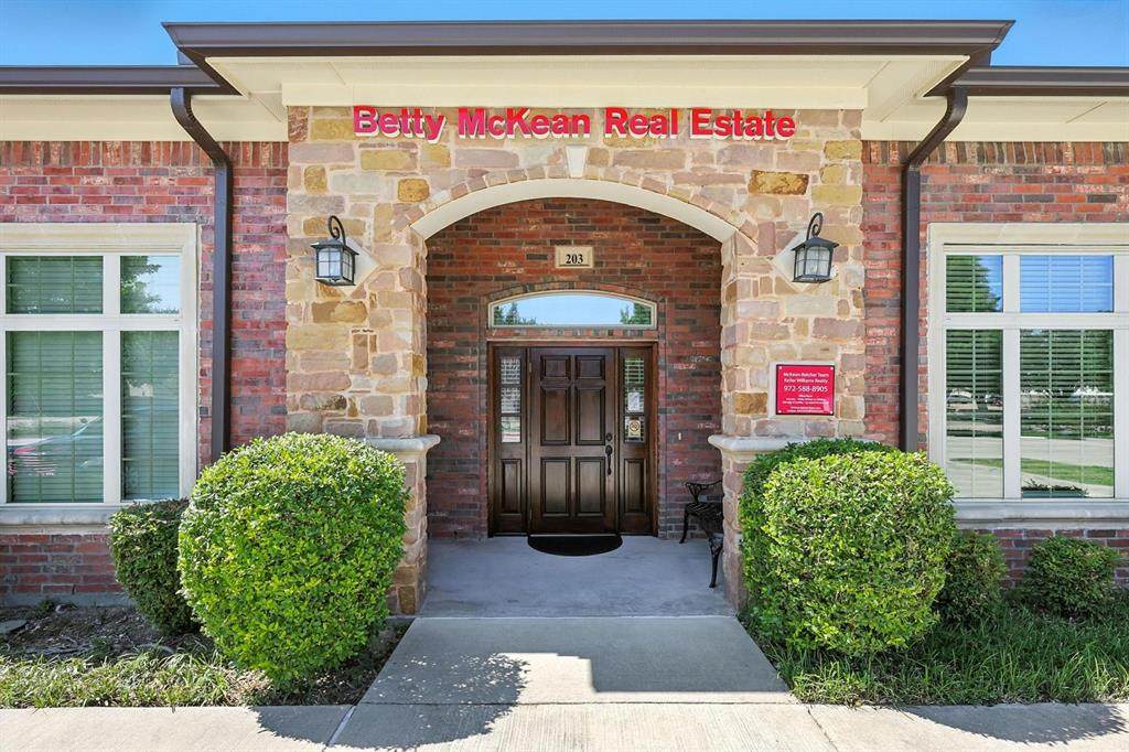 425 Old Newman Road - Photo 1