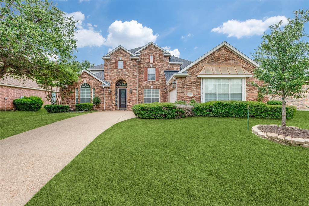 4667 Wicklow Drive - Photo 1