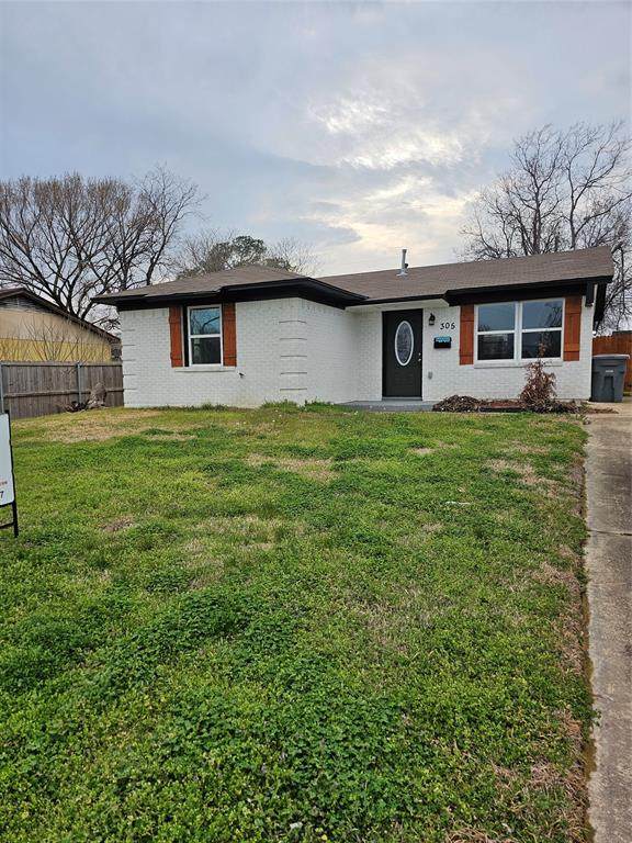 305 Deepwood Street - Photo 1