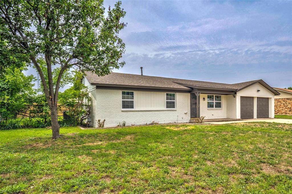 809 Michelle Drive - Photo 1