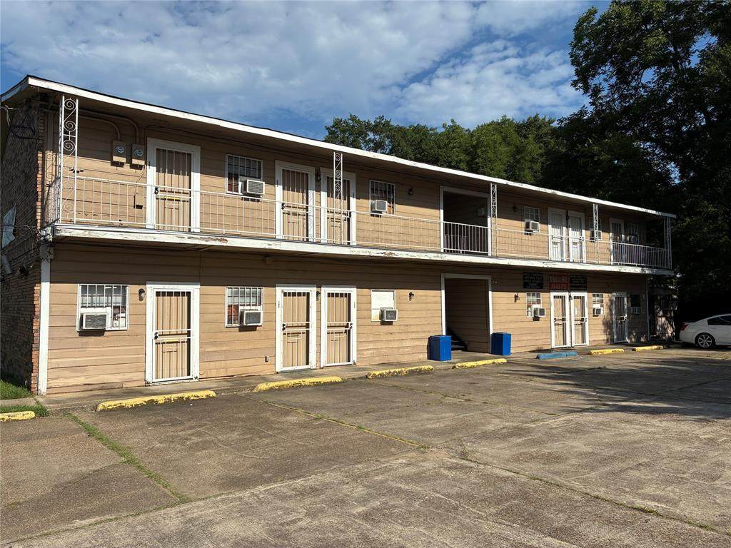 214 70th Street - Photo 1