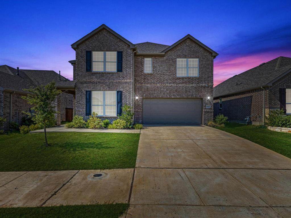 9520 Trailway Drive - Photo 1