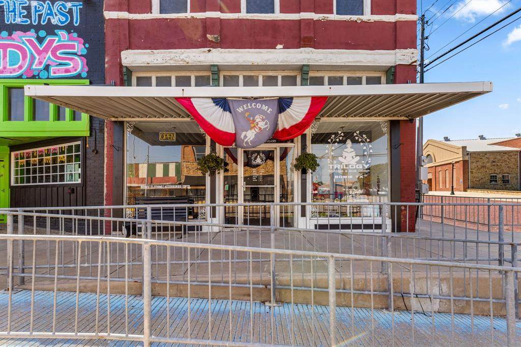 222 Mason Street - Photo 1