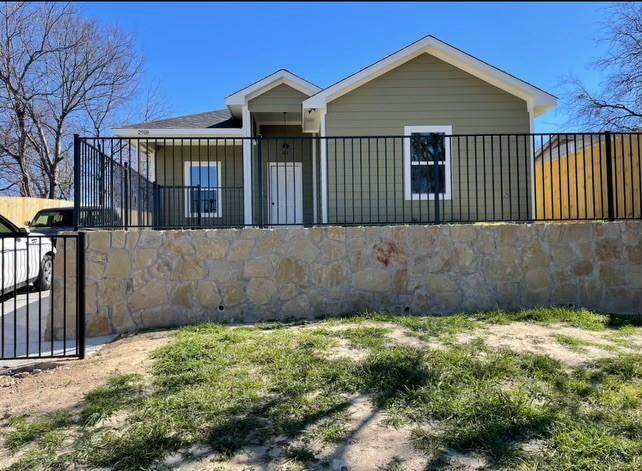 2918 Lee Avenue - Photo 1