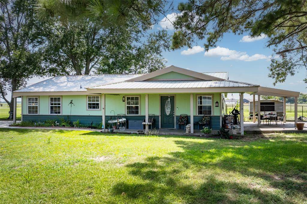 113 Lbj Ranch Road - Photo 1