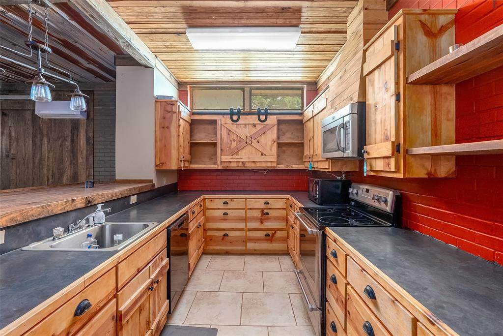 15520 Highway 9 - Photo 1