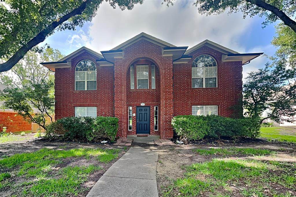 1030 Mark Twain Drive - Photo 1