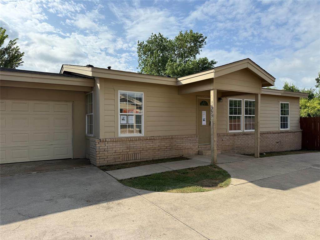 13755 Biggs Street - Photo 1
