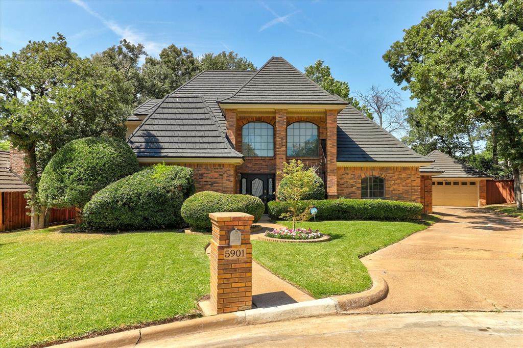 5901 Derek Street - Photo 1