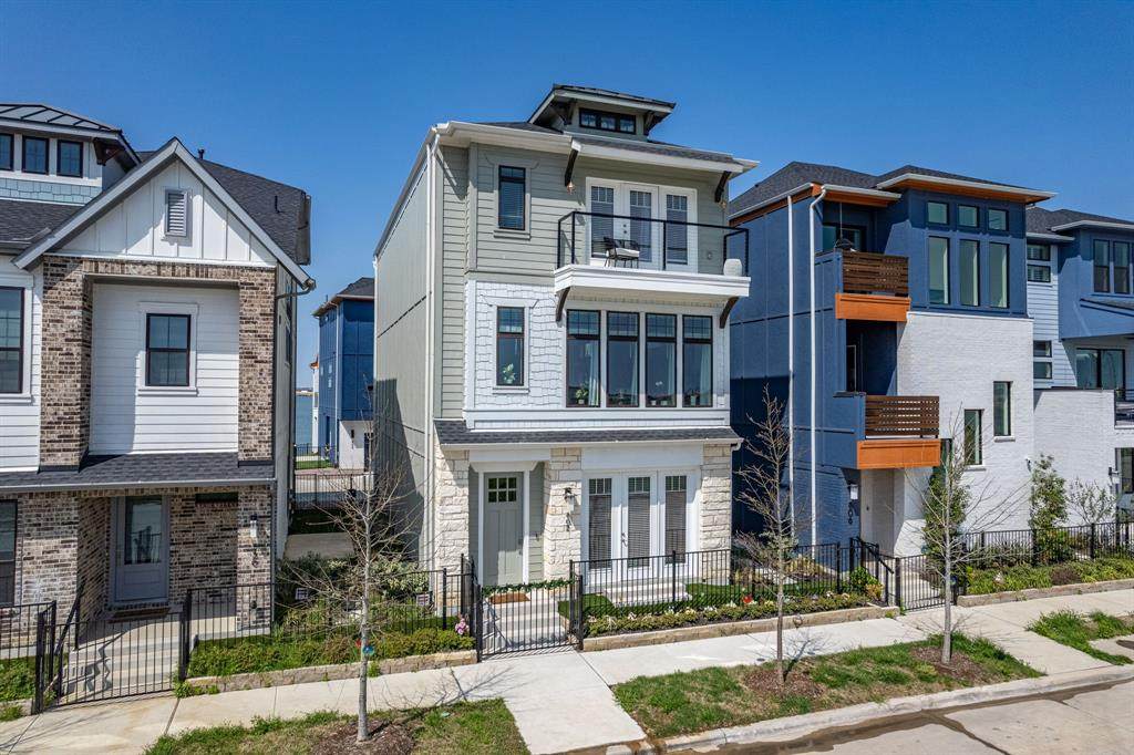 802 Resort Drive - Photo 1
