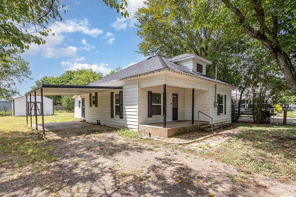 503 Pecan Street - Photo 1