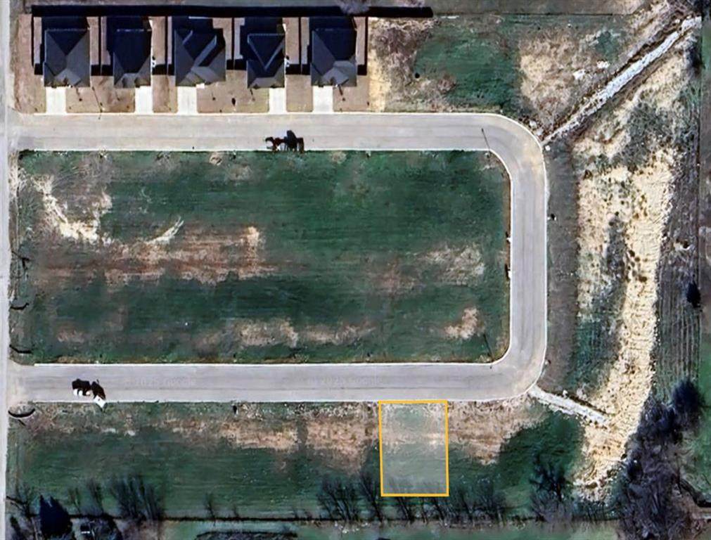 410 Cirrus Circle - Photo 1