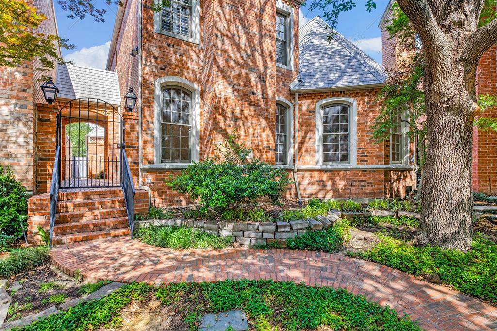 7861 Caruth Court - Photo 1