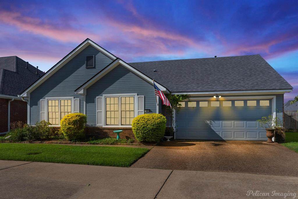 127 Vidor Lane - Photo 1