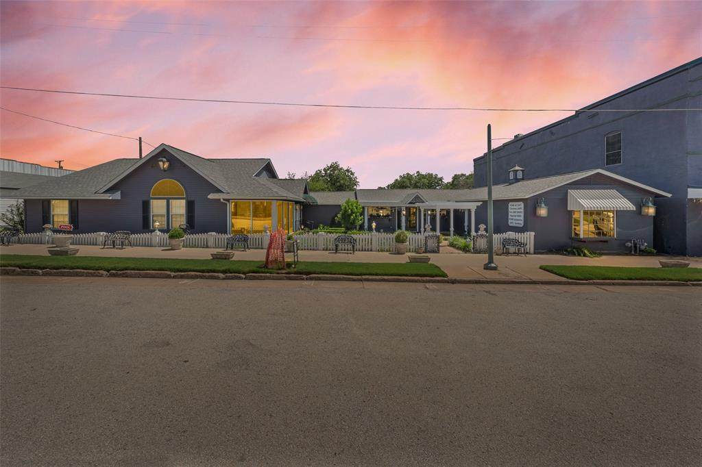 103-105 Center Street - Photo 1