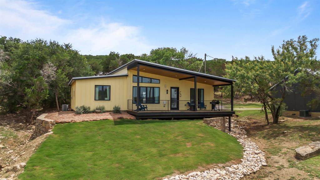 1782 Fm 2951 - Photo 1