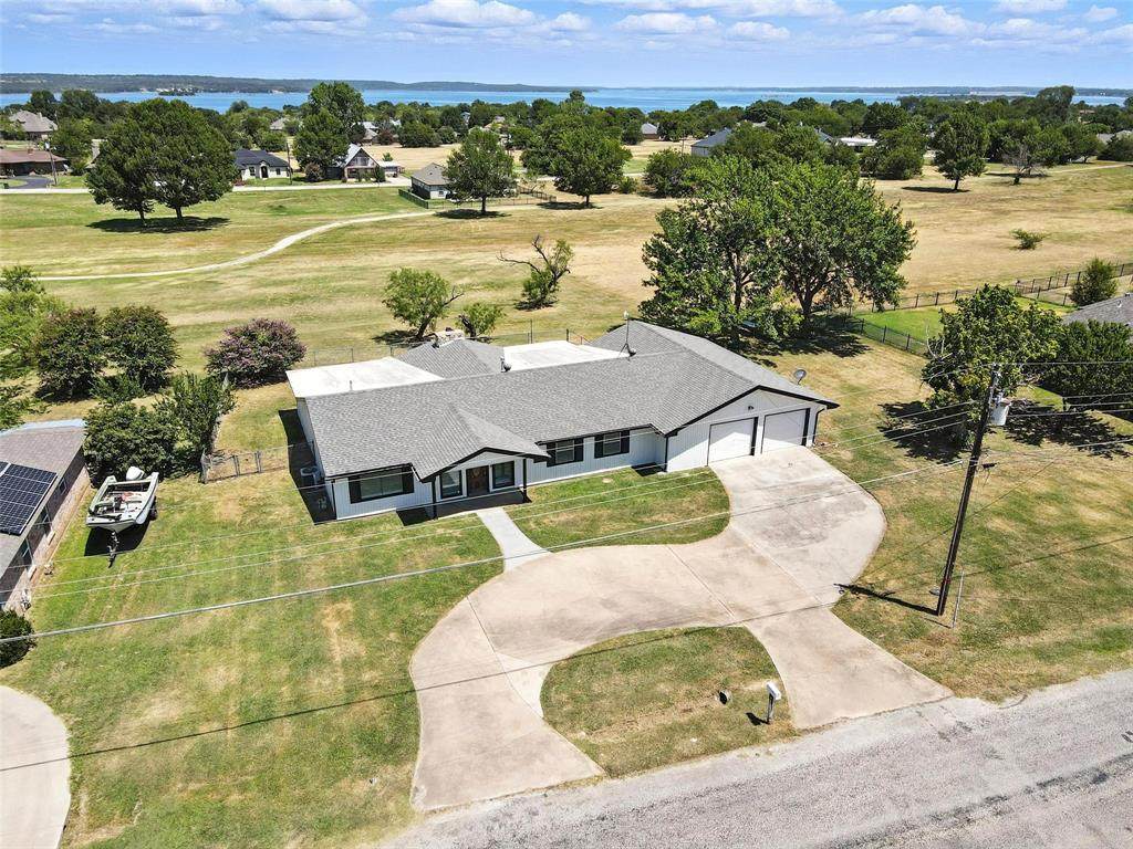 236 Half Moon Way - Photo 1
