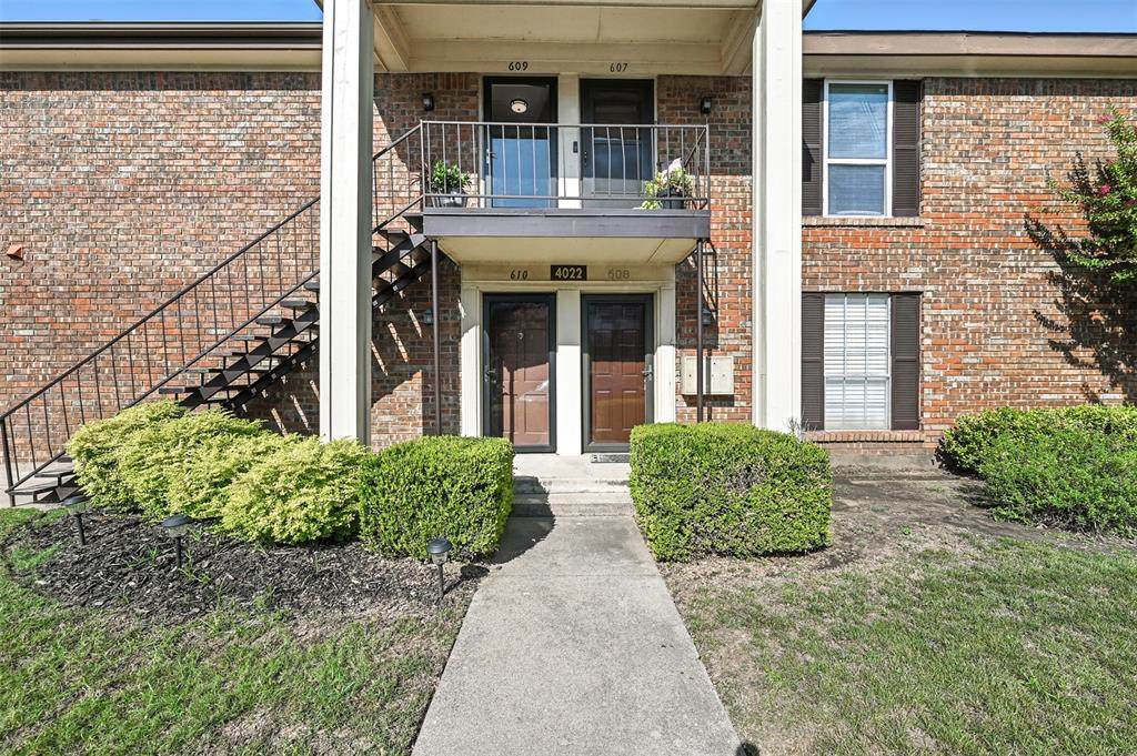 4022 Ridglea Country Club Drive - Photo 1