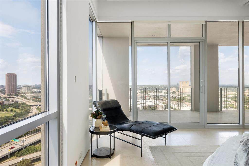 1717 Arts Plaza - Photo 1