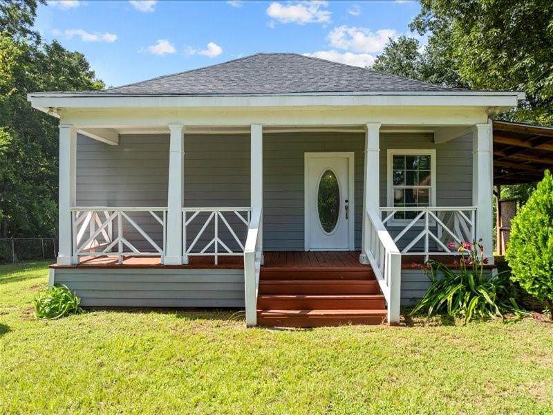 805 Green Street - Photo 1