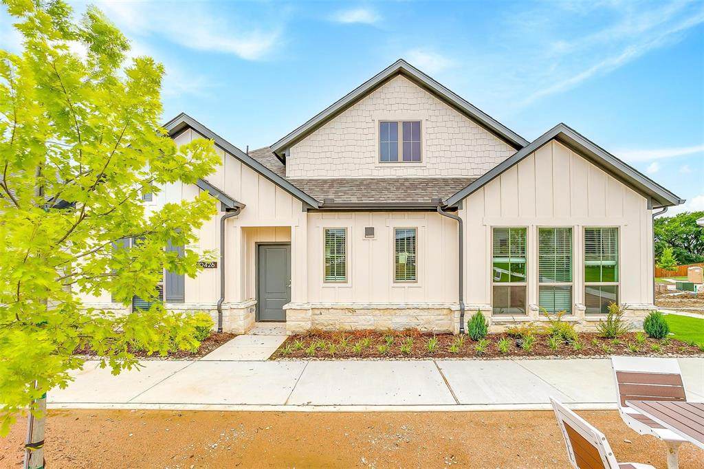 6142 Lavanda Avenue - Photo 1