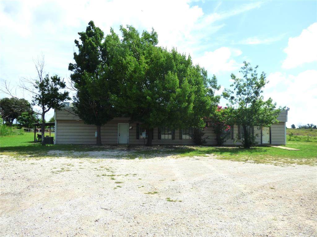 102 Highway 6 - Photo 1