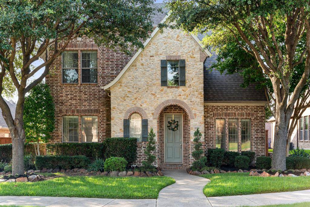10138 Drawbridge Drive - Photo 1