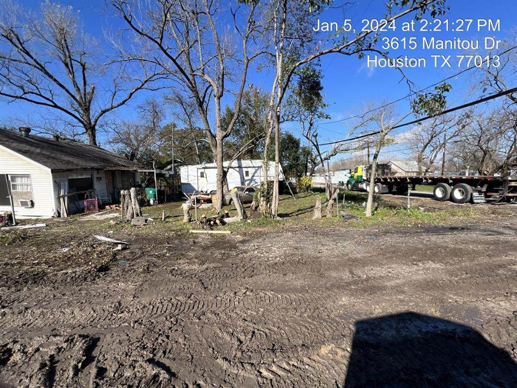 3615 Manitou - Photo 1