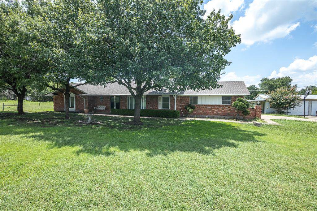2690 Kelly Road - Photo 1