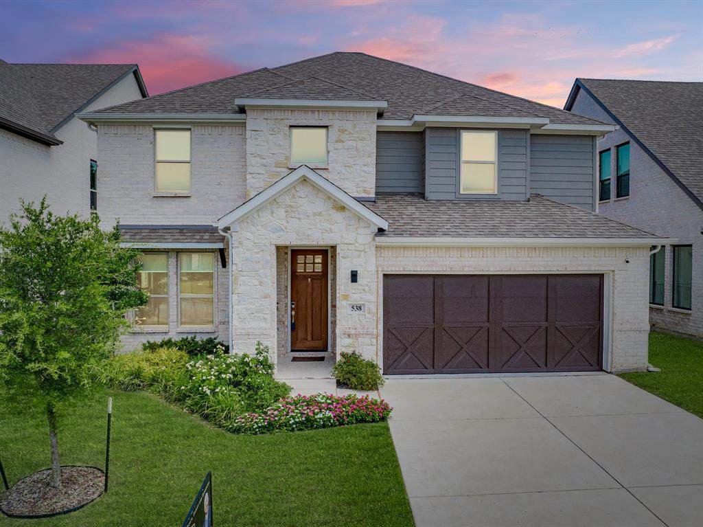 538 Torrey Pines Circle - Photo 1