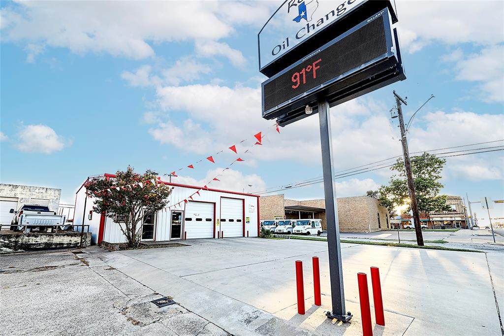 108 Wise Street - Photo 1