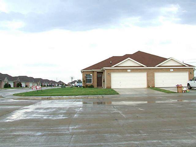 422 Blake Lane - Photo 1