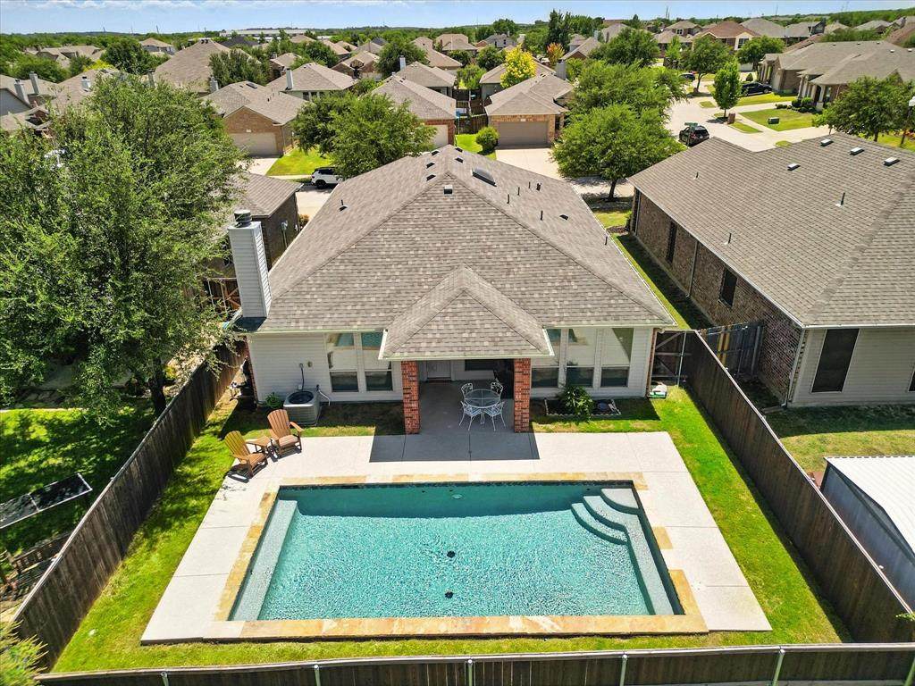 3308 Stonecrop Trail - Photo 1