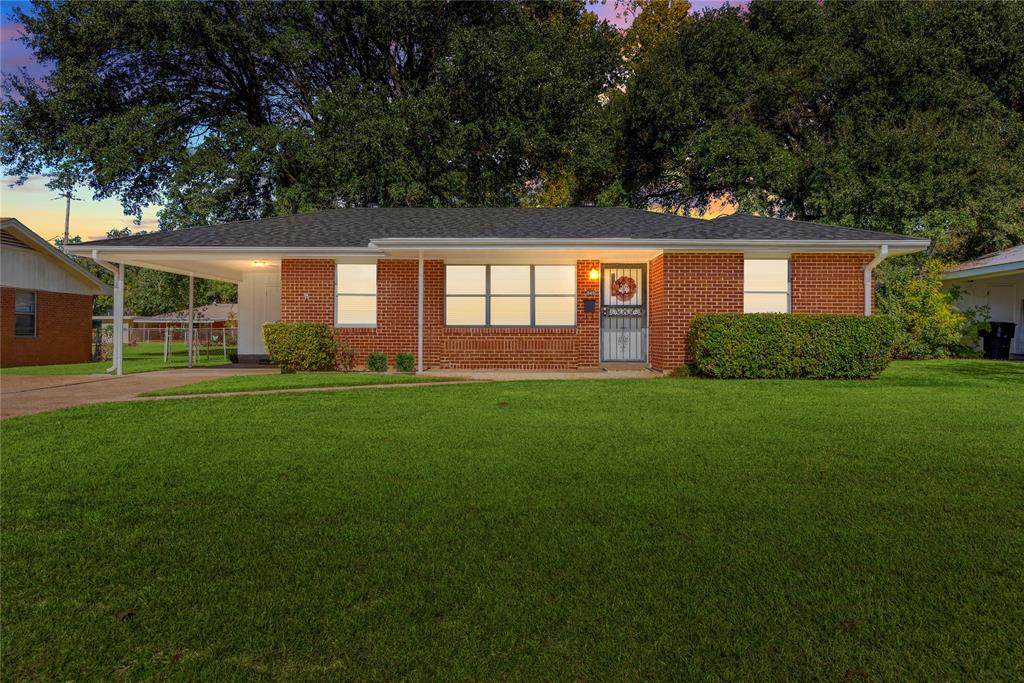 840 Natchez Street - Photo 1