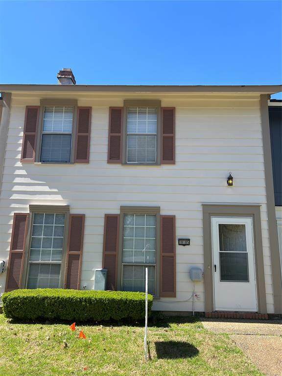 10105 Los Altos Drive - Photo 1