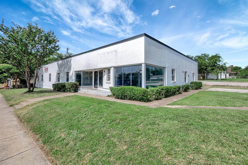 2200 Evans Avenue - Photo 1