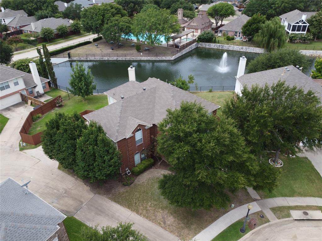 11331 Waterford Lane - Photo 1
