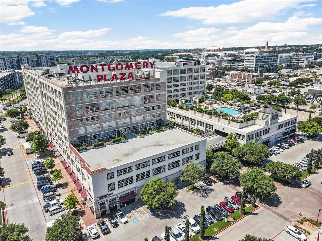 2600 W 7th Street - Photo 1