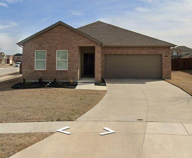 1928 Briar Cove - Photo 1