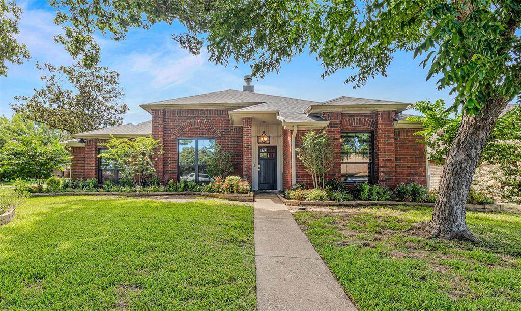 1802 Grayson Avenue - Photo 1