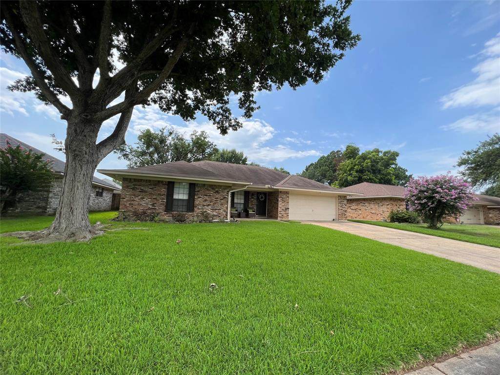 6014 Tracy Lane - Photo 1