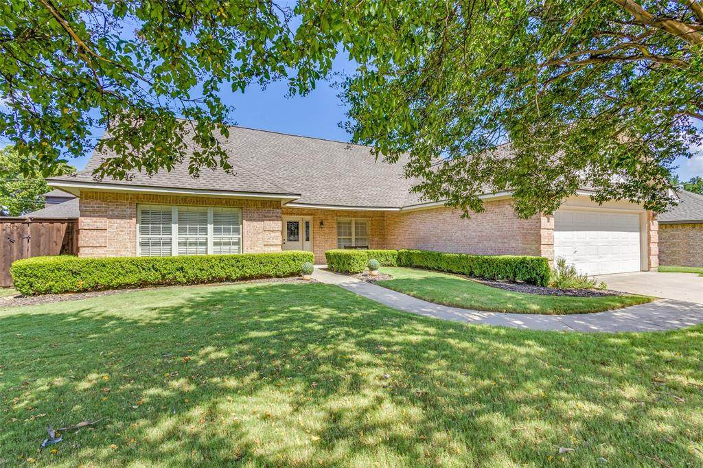 528 Alabama Drive - Photo 1